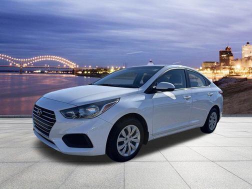 2022 Hyundai Accent SE
