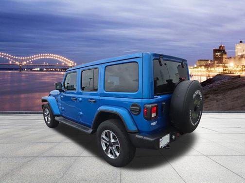 2023 Jeep Wrangler 4-Door Sahara 4x4