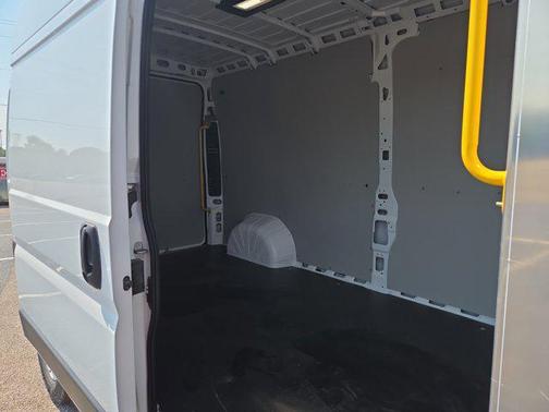 2025 RAM ProMaster 2500 Tradesman