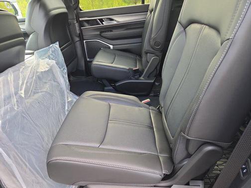 2026 Jeep Grand Wagoneer Upland