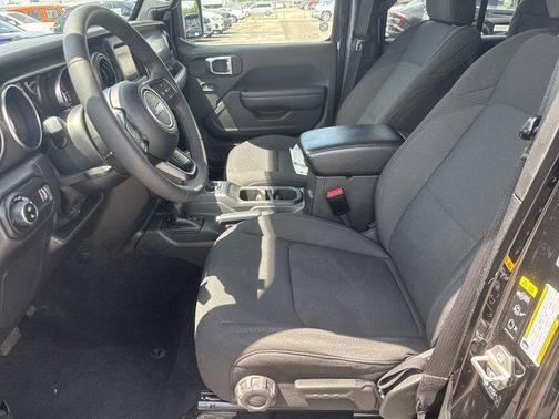 2023 Jeep Gladiator Sport S