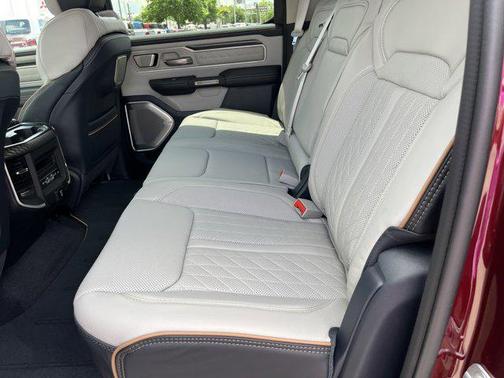 2025 RAM 1500 ST