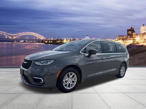 Ceramic Gray Clearcoat 2025 Chrysler Pacifica L