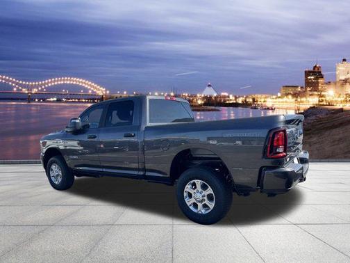 2025 RAM 2500 Big Horn Crew Cab 4x4 6'4' Box