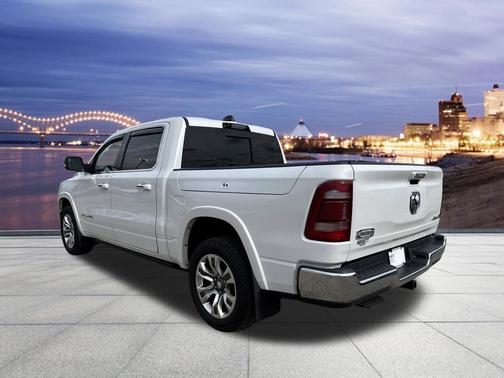 Ivory White Tri-Coat Pearlcoat 2021 RAM 1500 Longhorn