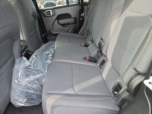 2026 Jeep Gladiator Willys 4x4