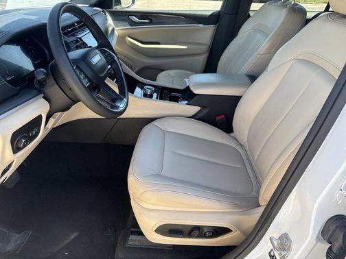 2023 Jeep Grand Cherokee Limited X