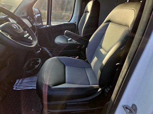 2026 RAM ProMaster 1500 Low Roof