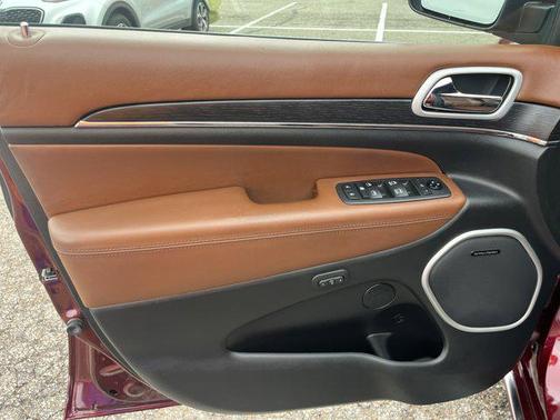 2021 Jeep Grand Cherokee Summit