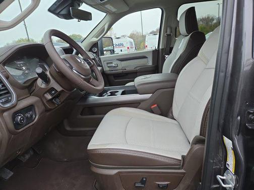 2025 RAM 2500 Laramie Crew Cab 4x4 6'4' Box