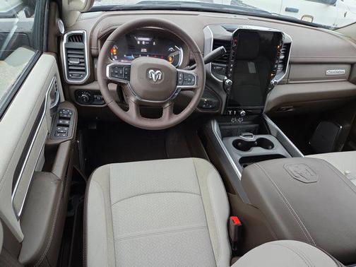 2025 RAM 2500 Laramie Crew Cab 4x4 6'4' Box