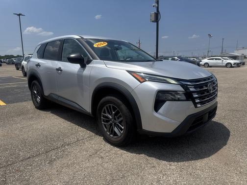 Brilliant Silver Metallic 2024 Nissan Rogue S