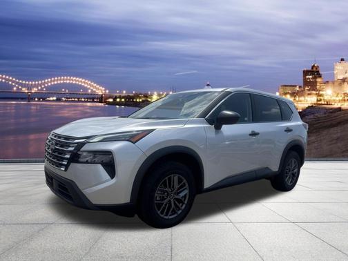 Brilliant Silver Metallic 2024 Nissan Rogue S