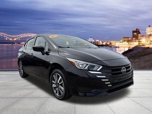 2023 Nissan Versa 1.6 SV
