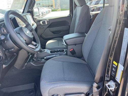 2025 Jeep Gladiator Sport S