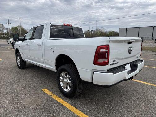 Bright White Clearcoat 2024 RAM 2500 Laramie Crew Cab 4x4 6'4' Box