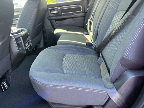 2025 RAM 2500 Big Horn Crew Cab 4x4 6'4' Box