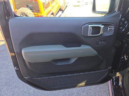 2026 Jeep Gladiator Mojave X 4x4