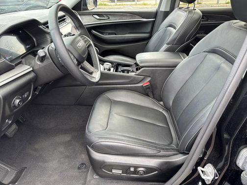 2022 Jeep Grand Cherokee Limited X