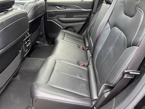 2022 Jeep Grand Cherokee Limited X