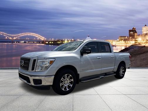 Brilliant Silver Metallic 2019 Nissan Titan SV