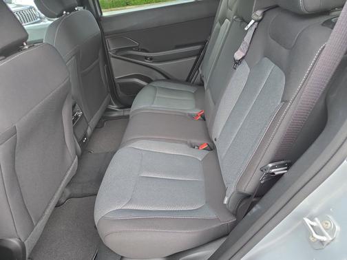 Silver Zynith Clearcoat 2026 Jeep Cherokee Laredo 4x4