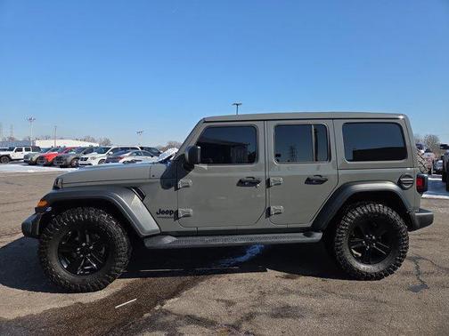 2022 Jeep Wrangler Unlimited Sport