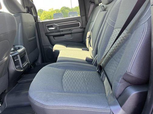 2025 RAM 2500 Big Horn Crew Cab 4x4 6'4' Box