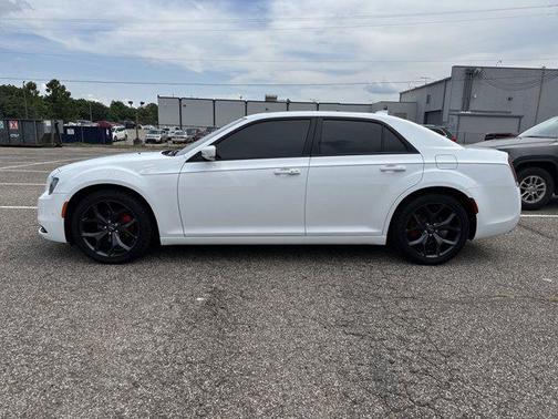 2023 Chrysler 300 S
