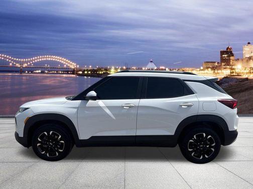 Summit White 2022 Chevrolet Trailblazer LT