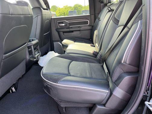 2025 RAM 2500 Laramie Crew Cab 4x4 6'4' Box