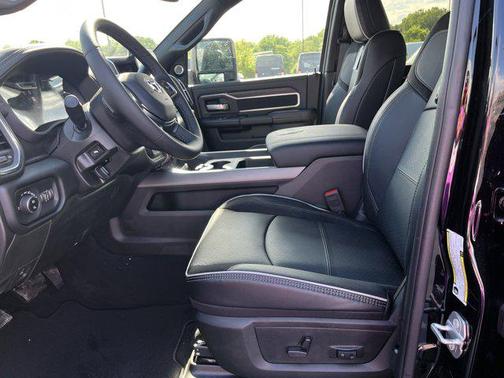 2025 RAM 2500 Laramie Crew Cab 4x4 6'4' Box
