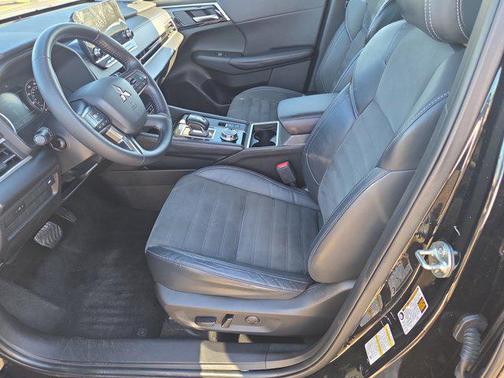 2023 Mitsubishi Outlander SE 2.5 S-AWC