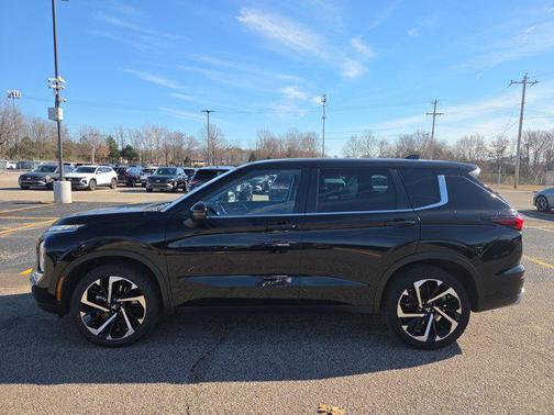 2023 Mitsubishi Outlander SE 2.5 S-AWC