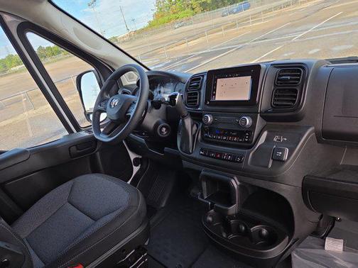 2025 RAM ProMaster 2500 Tradesman