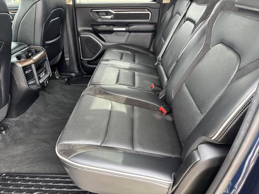 Patriot Blue Pearlcoat 2021 RAM 1500 Laramie