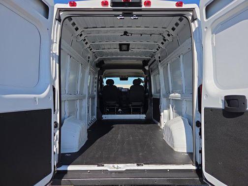 2024 RAM ProMaster 2500 Tradesman