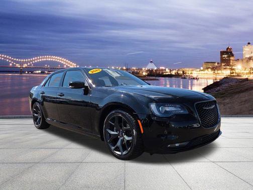 2022 Chrysler 300 S