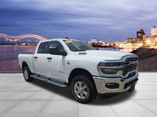 Bright White Clearcoat 2025 RAM 2500 Big Horn Crew Cab 4x4 6'4' Box