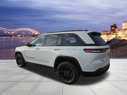 2026 Jeep Grand Cherokee Altitude