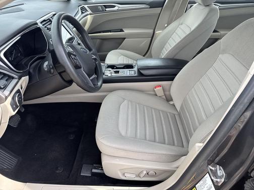 Magnetic Metallic 2020 Ford Fusion Hybrid SE