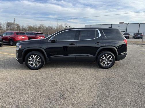 2023 GMC Acadia FWD SLE