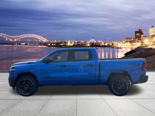 2025 RAM 1500 Warlock Crew Cab 4x4 5'7' Box