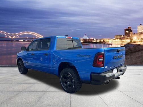 2025 RAM 1500 Warlock Crew Cab 4x4 5'7' Box