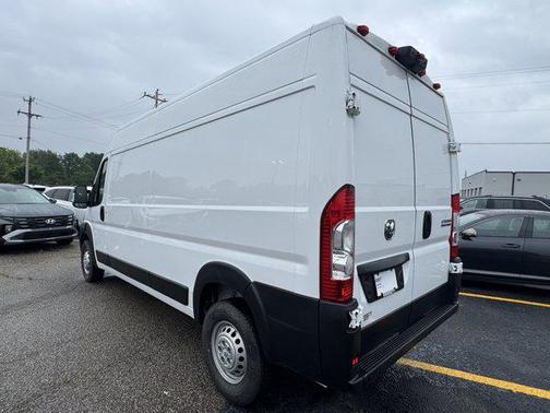 Bright White Clearcoat 2023 RAM ProMaster 2500 High Roof