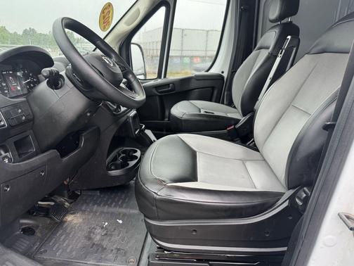 Bright White Clearcoat 2023 RAM ProMaster 2500 High Roof