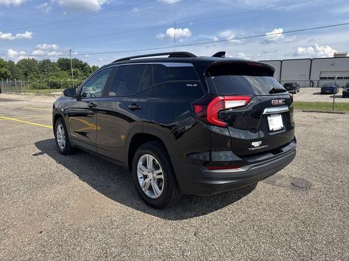Ebony Twilight Metallic 2024 GMC Terrain SLE
