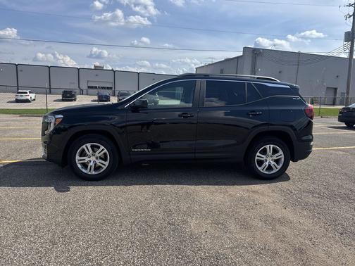 Ebony Twilight Metallic 2024 GMC Terrain SLE