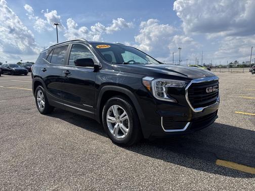 Ebony Twilight Metallic 2024 GMC Terrain SLE