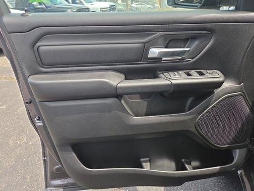 Granite Crystal Metallic Clearcoat 2026 RAM 1500 Warlock Crew Cab 4x4 5'7' Box
